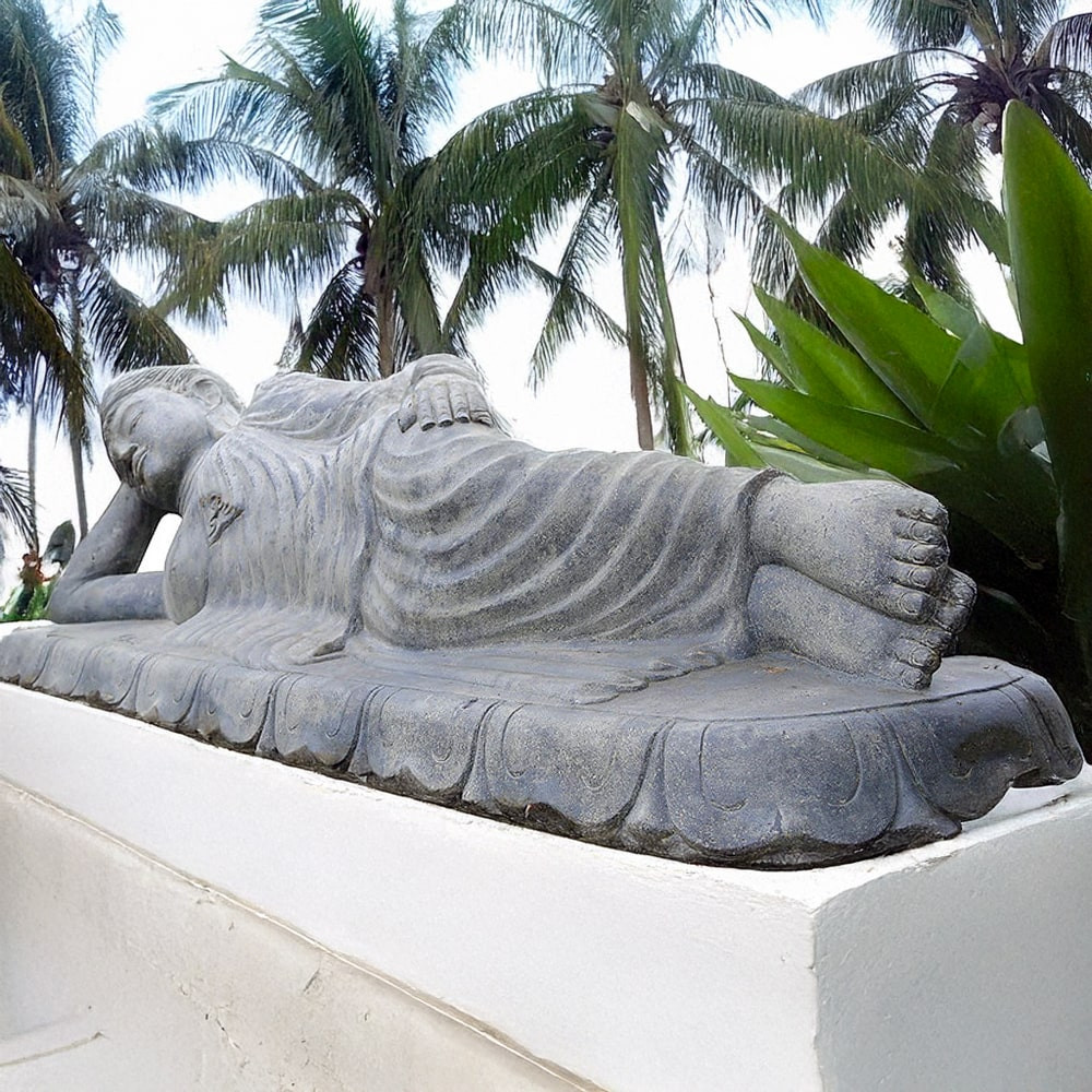Statue de bouddha couché de 4 mètres de longueur pour décorer un jardin ou un espace paysagé